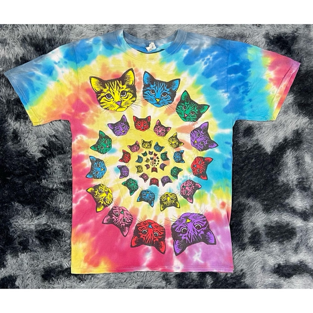 Fruit of the Loom Cat Graphic Spiral Tie Dye T-Shirt
